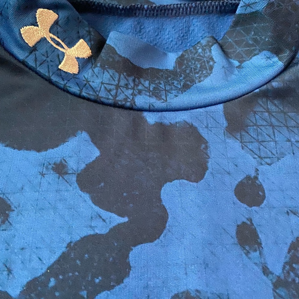 Under Armour Cold Gear Mock LS Youth XL blue camo
